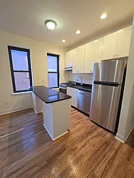 Rented by Metro Park Realty Inc