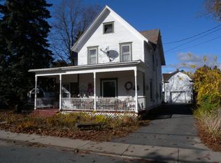 6 N Bend St, Peru, NY 12972