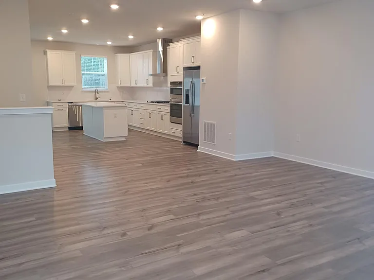 4727 Franklin Cir — Photo 16
