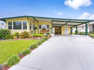 706 W Coach N Four Dr, Leesburg, FL 34748