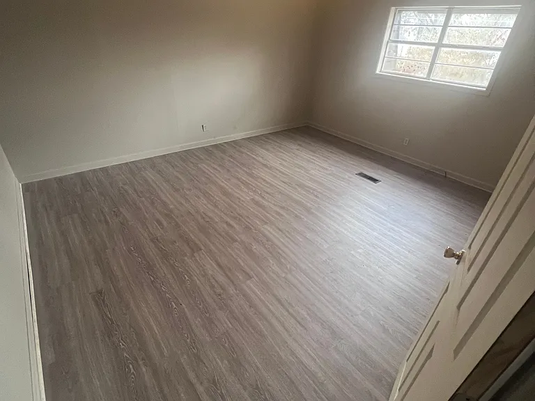 2-105 S Fleming St #2 — Photo 2