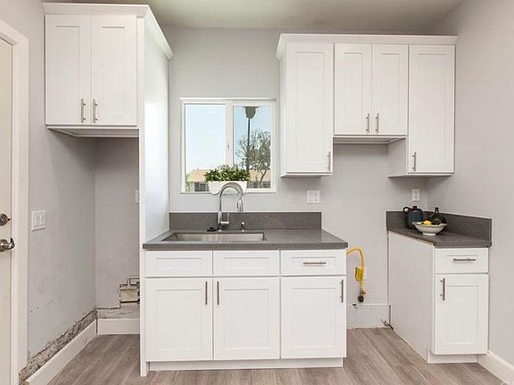 3rd image of 11155 Sunburst St