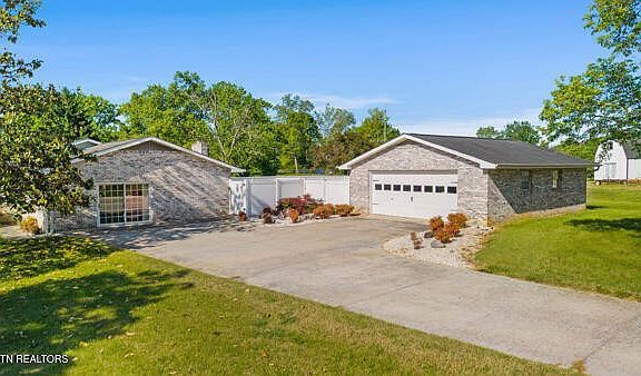 3rd image of 5208 John Hall Rd