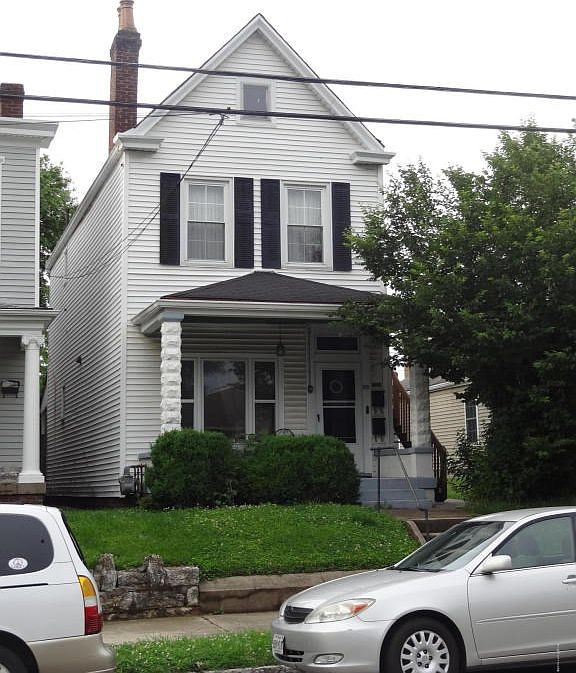 1105 E Breckenridge St