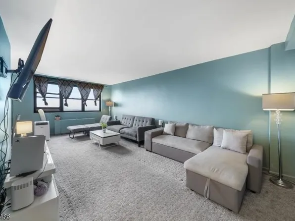 1225 Kennedy Boulevard image 5 of 23