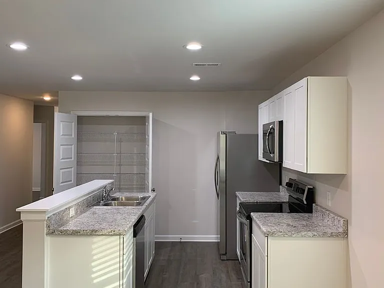 2158 Kilpatrick Ln — Photo 10