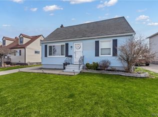 25 Isabelle Rd, Cheektowaga, NY 14225