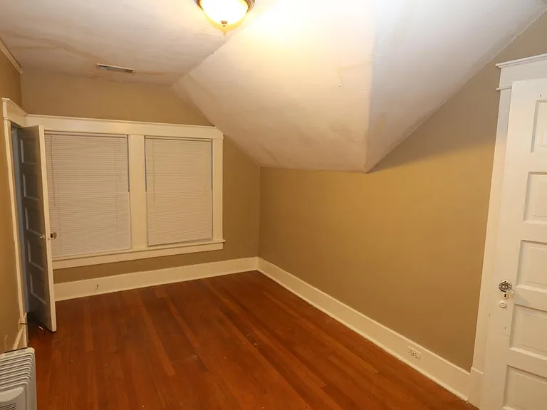 518 Ridgeway Dr — Photo 7