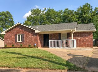 6112 Hinchcliff Rd, Montgomery, AL 36117