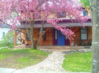 5214 Main St N, Wells River, VT 05081