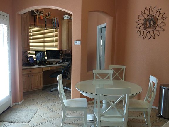 Kitchen nook & office space