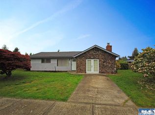 442 W Hammond St, Sequim, WA 98382