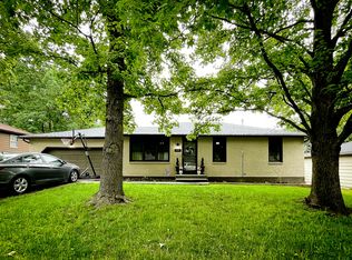 1714 S Benton Ave, Marshall, MO 65340