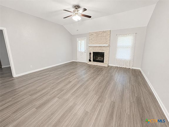 2nd image of 913 Filly Ln