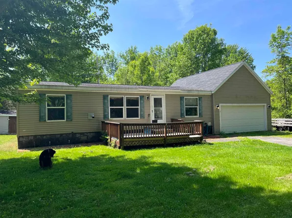 7 Vessel Road, Grand Isle, VT 05458