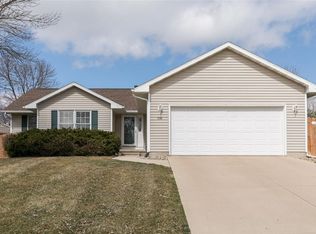 330 Partridge Ave, Marion, IA 52302
