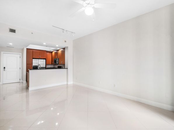 701 S Olive Ave APT 1010