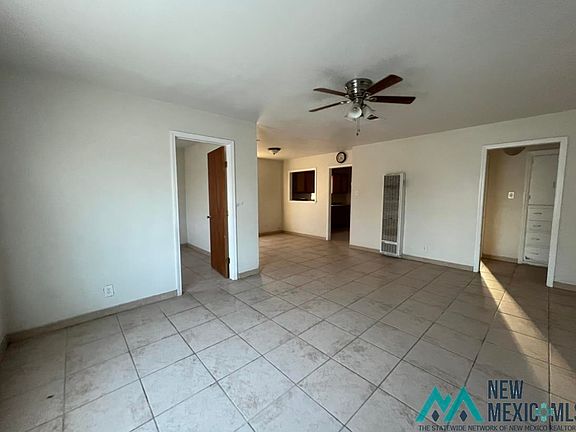 3rd image of 1600 S Richardson Ave