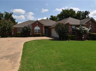 1804 Winterpark Dr, Sallisaw, OK 74955