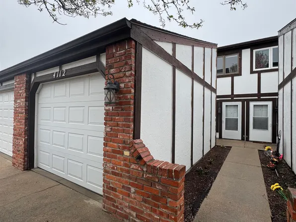 4112 N 45th Street Ct, Lincoln, NE 68504