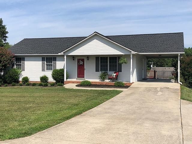 1st image of 383 Iris Ln