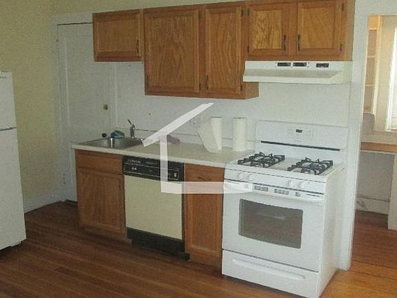 2nd image of 111 Kenrick St #1