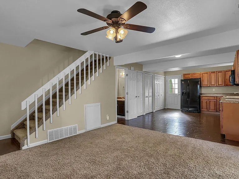 2488 Washo Cir — Photo 8