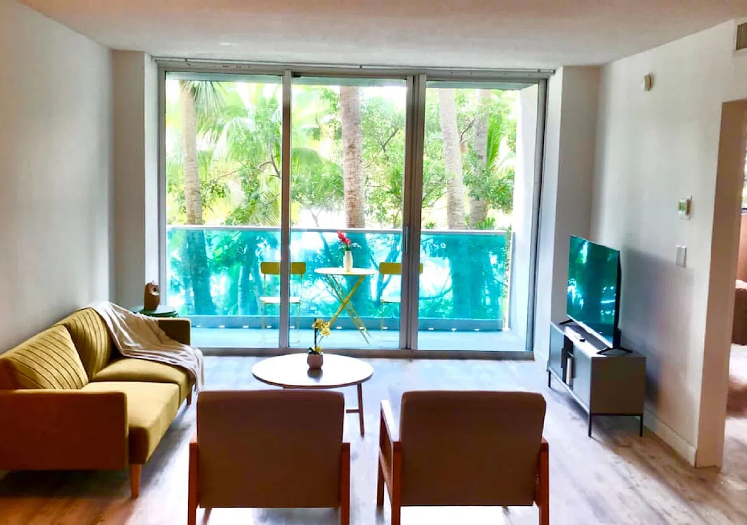 Over the beach 1bed/1bath apt | Sian Residences — Photo 1