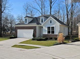 33288 Westbrooke #C-17, Avon Lake, OH 44012