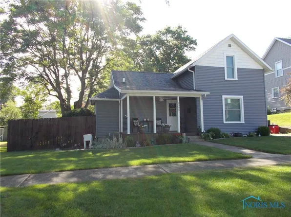 1065 Reynolds St, Napoleon, OH 43545