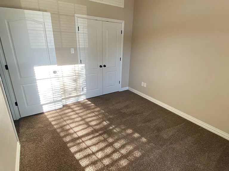 3828 Carrera Ln — Photo 10