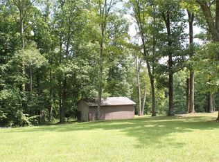 2728 W Cottonwood Rd, Morgantown, IN 46160