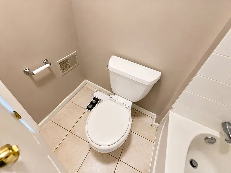 739 Harriet St #1 — Photo 5