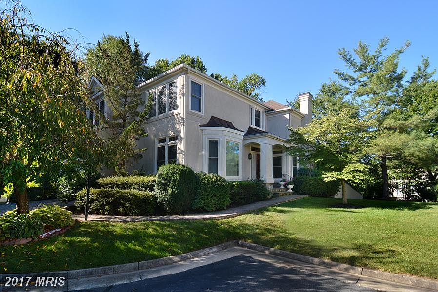 1st image of 2908 Langholm Pl