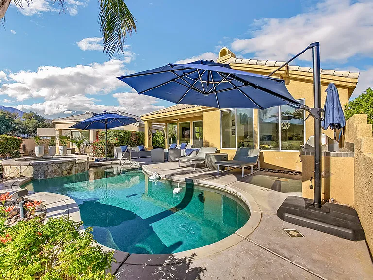 67361 N Laguna Dr — Photo 33