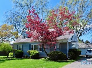 108 Central Ave, Rossford, OH
