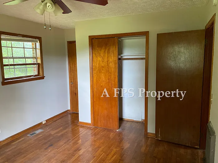 583 S Holcomb Rd SW — Photo 25