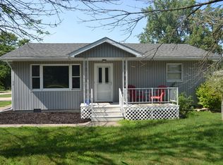 318 W Cermak Rd, Braidwood, IL 60408