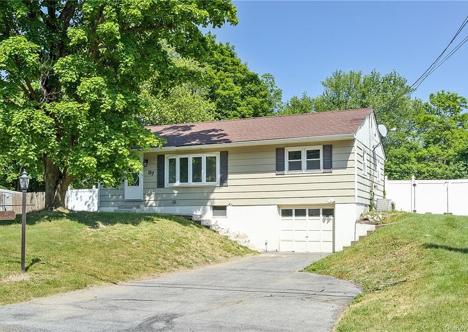 37 Westwood Drive, Newburgh, NY 12550 Zillow