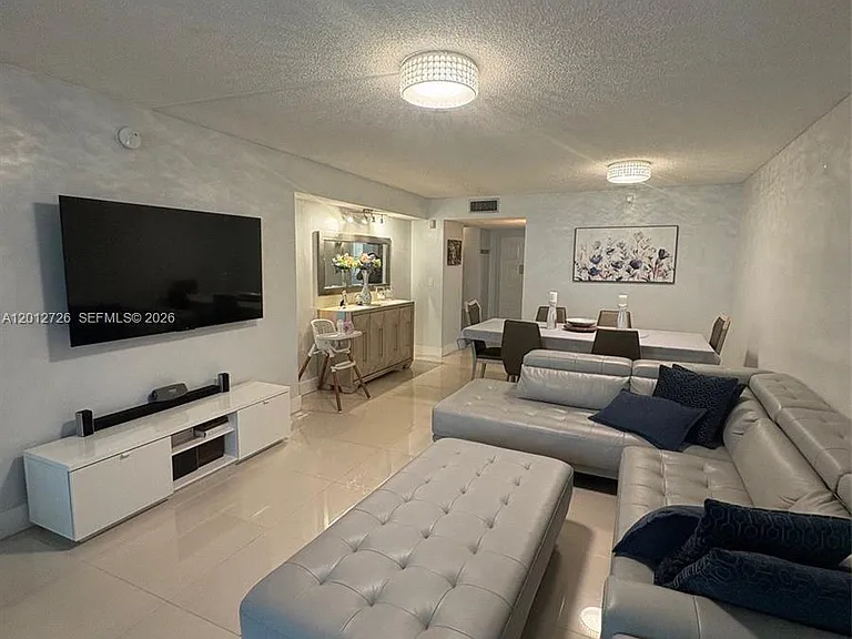 9531 Seagrape Dr #106 — Photo 5