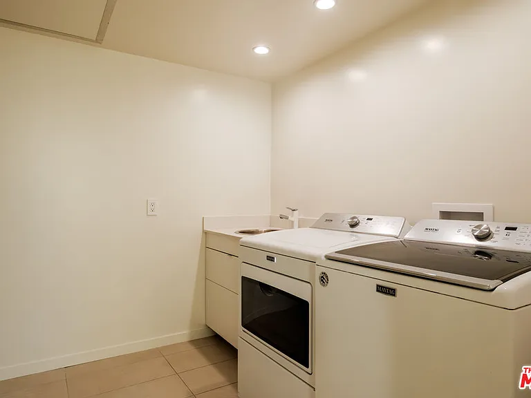 18225 Coastline Dr — Photo 11