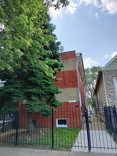 7910 S Muskegon Ave Photo 1