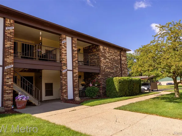 29948 Utica Rd, Roseville, MI 48066