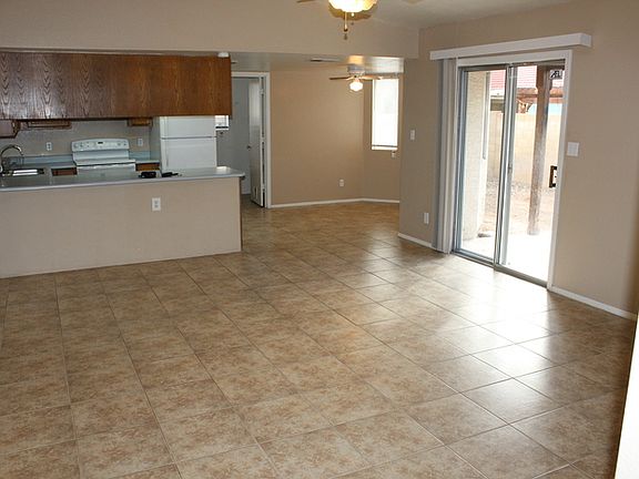 2nd image of 421 E Juanita Ave