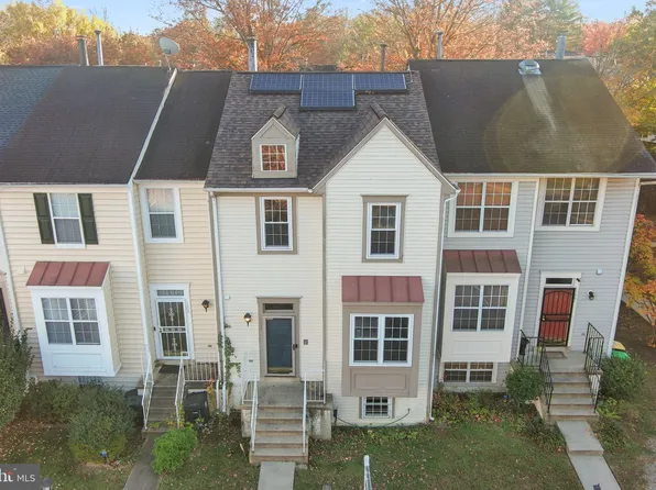11563 Dunloring Dr, Upper Marlboro, MD 20774