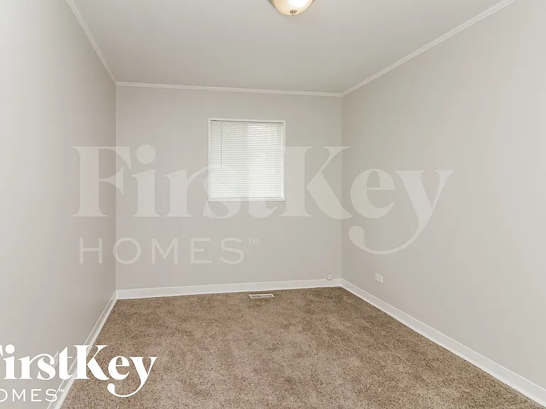 194 Monee Rd — Photo 10