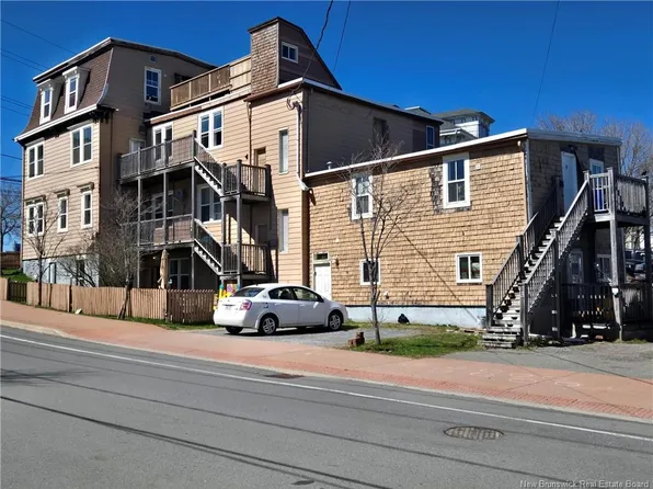 260 Douglas Ave, Saint John, NB E2K 1E6