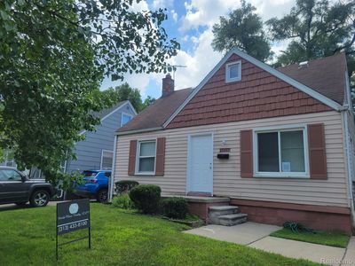 25447 Stanford St, Dearborn Heights, MI, 48125