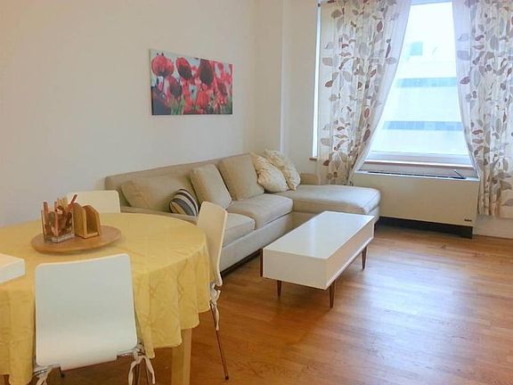 5th image of 635 W 42nd St APT 43K