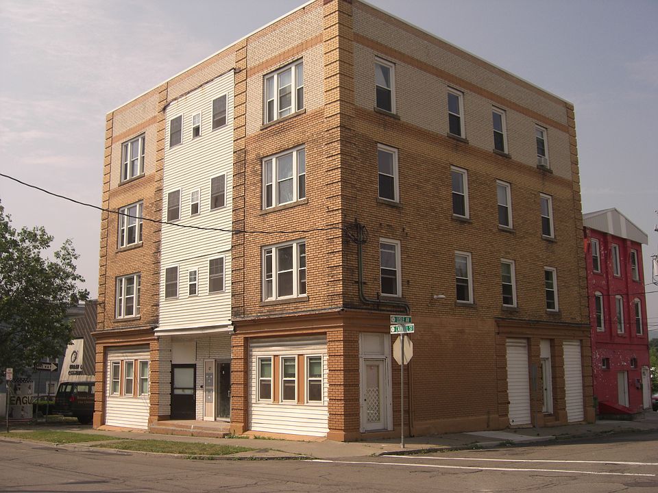 1st image of 47 Carroll St #2L